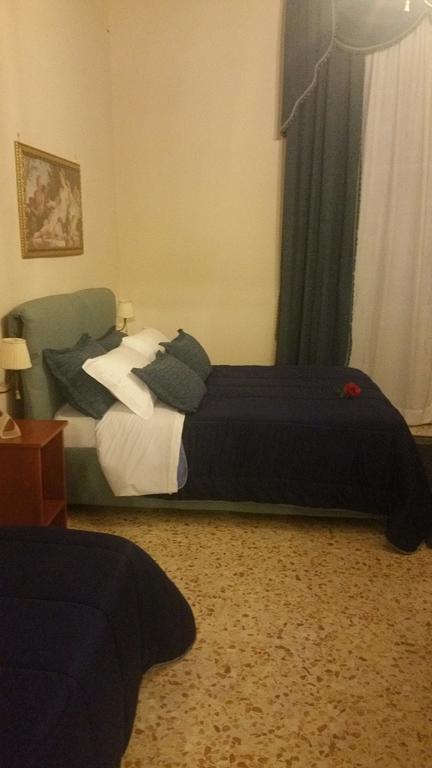 B&B Rochel Napoli מראה חיצוני תמונה